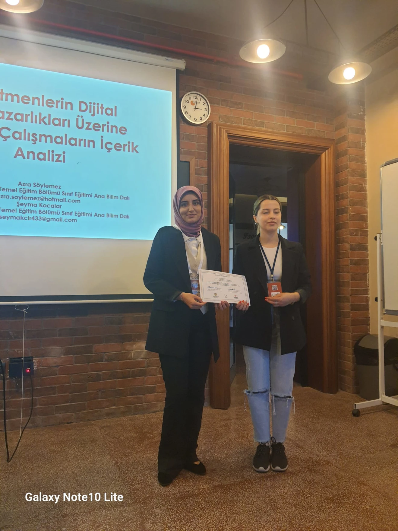 Öğrencilerimiz III. Ulusal Sınıf Öğretmenliği Öğrenci Kongresi'nde Sunumlarını Gerçekleştirdiler
